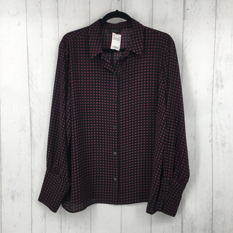 XL Checkered button down l/s top