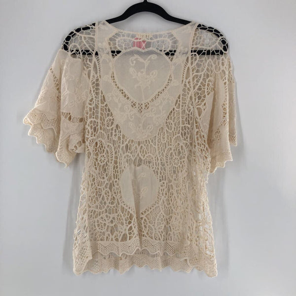 M/L Crochet s/s top