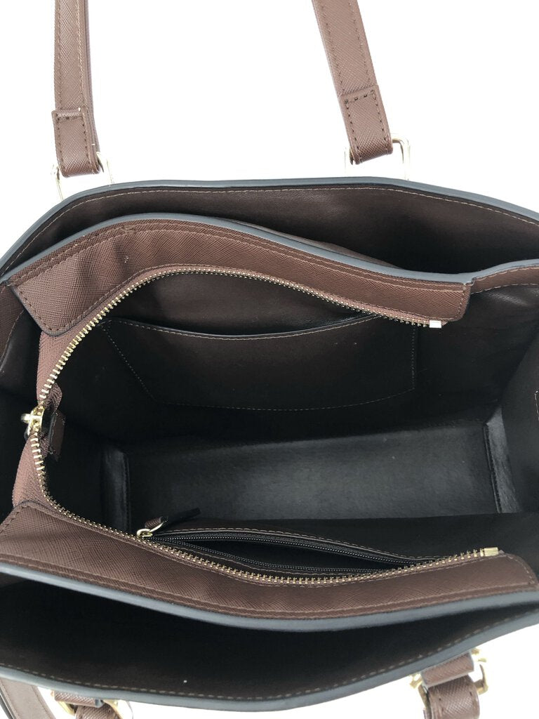 Conceal carry leather handbag