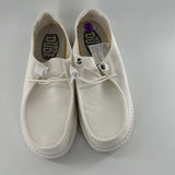 8 Canvas slip ons