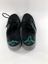 9.5 Aasics Lace up sneaker