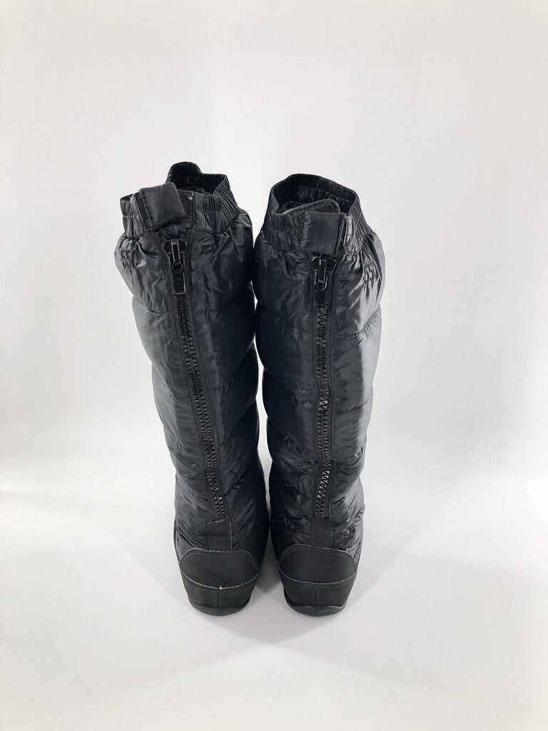 8 Sherpa lined quilted boots