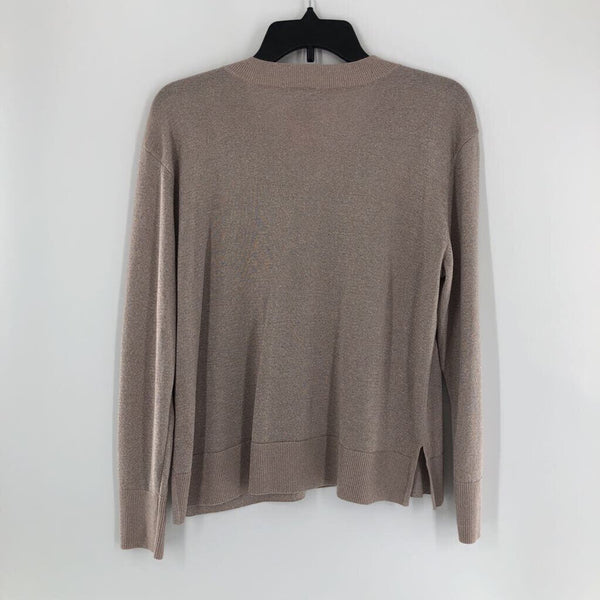 M V-neck sweater