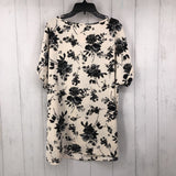 XL Flo print v-neck s/s top