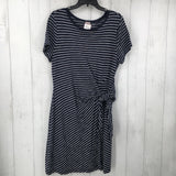 2(12/14) Striped side tie s/s dress