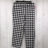 R80 4 Buffalo plaid crop pants