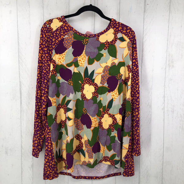 1x flower/animal print tunic