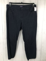 16W Straight leg jeans