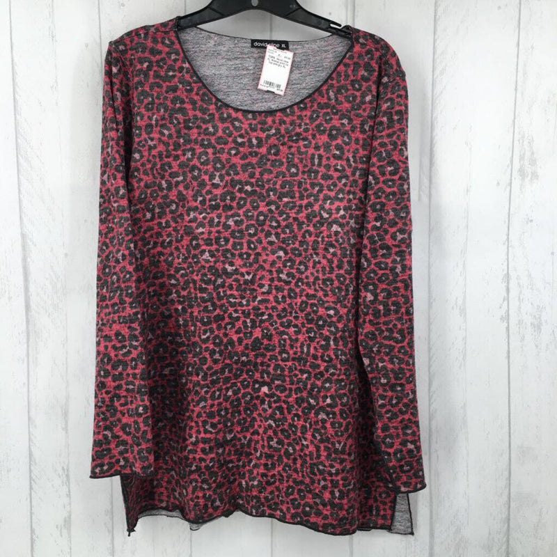 XL Animal print l/s top