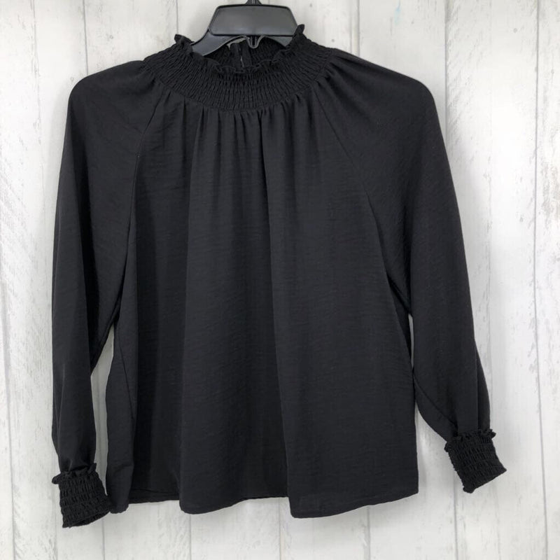 M Smocked l/s top