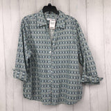 14p Printed button down 3/4 slv top