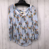 10 Flo print v-neck l/s top