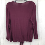 L Ribbed v-neck buttoned l/s top