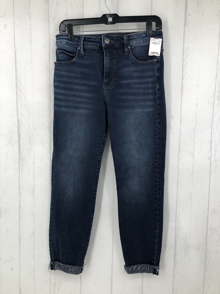 4 Cuffed hem jeans