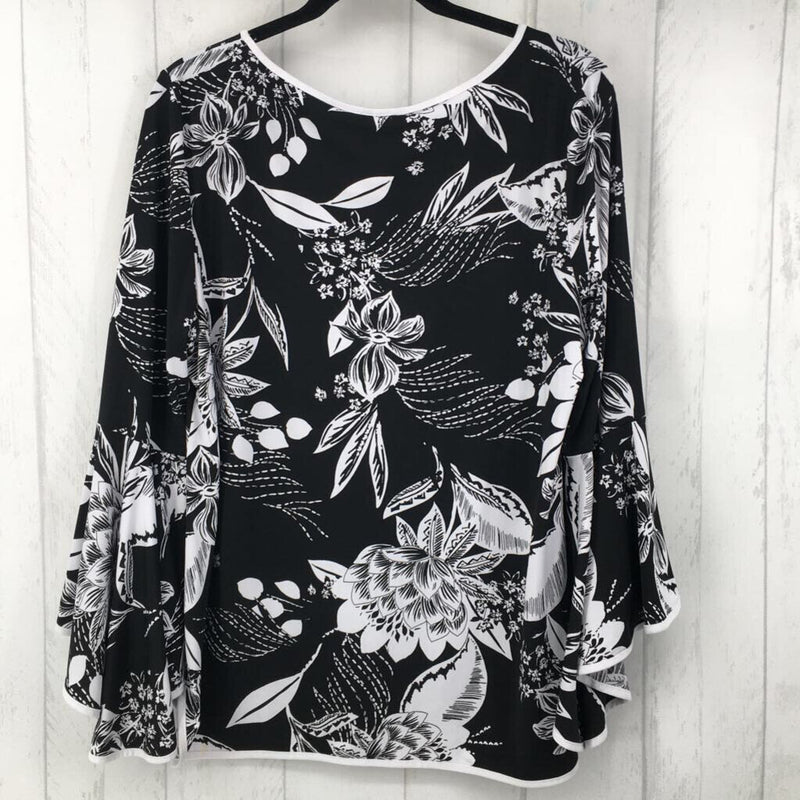 XL Flo print ruffled slv top