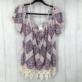 XL Printed cutout lace trim s/s top