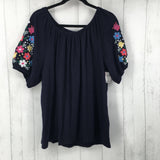 2X Flo embroidered s/s top