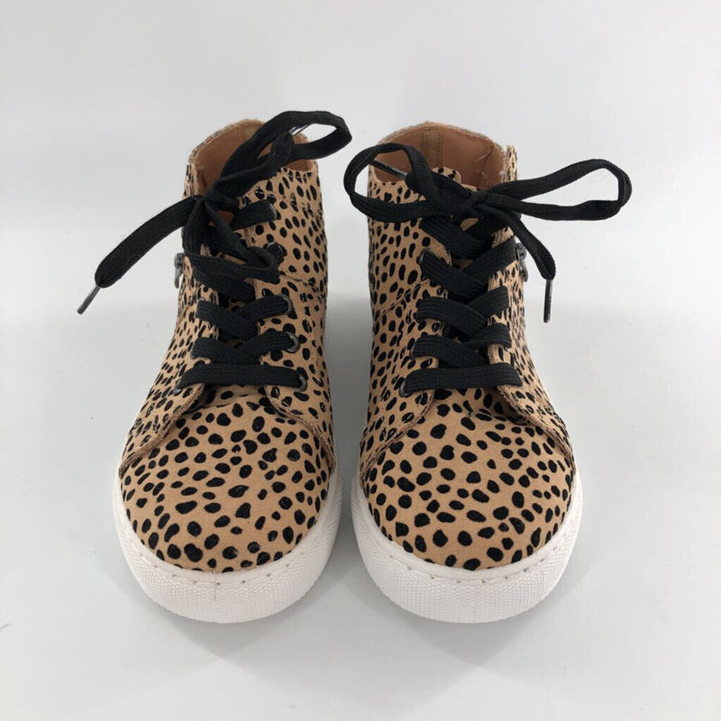 9 Animal print lace up sneaker