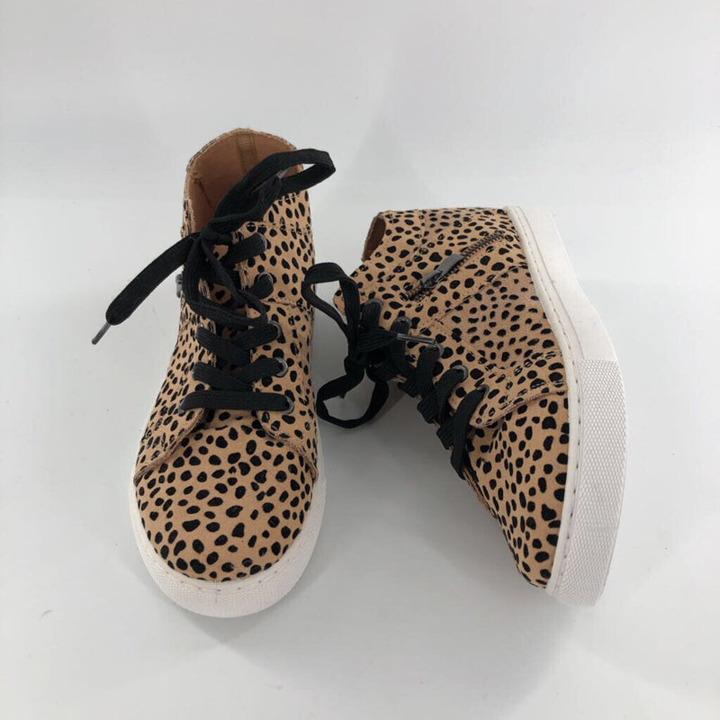 9 Animal print lace up sneaker