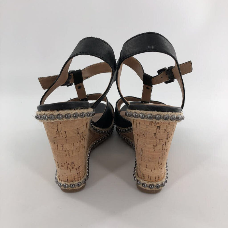 10 Cork wedge heel studded sandal