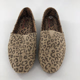 11W Animal print canvas slip-ons