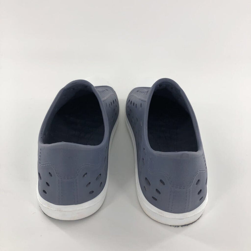 9/10 Slip-on water sport shoes