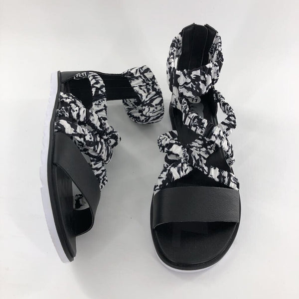 11 Ankle srap sandals