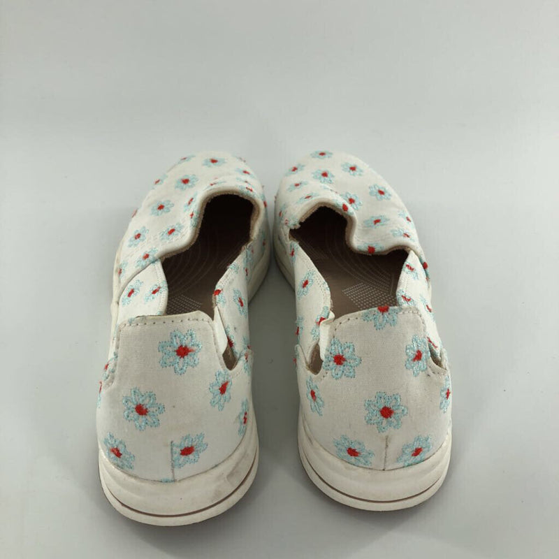 9.5 Canvas flo print slip-on sneaker