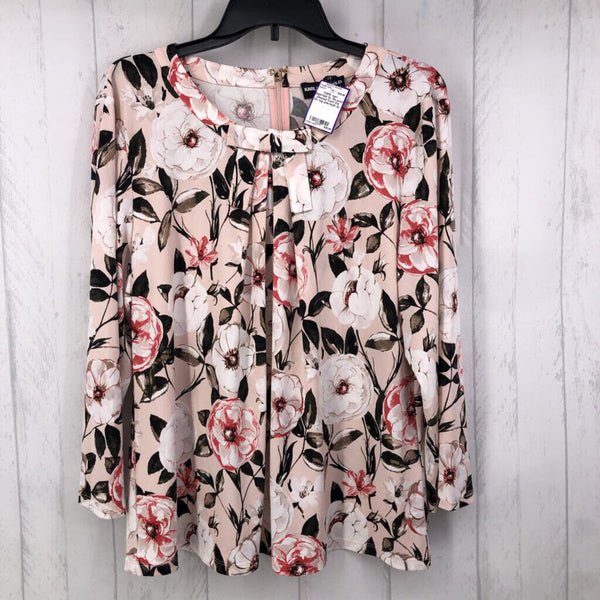 XL Flo print pleated front 3/4 slv top