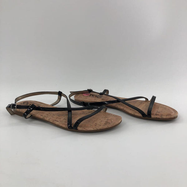 9 Strappy sandal