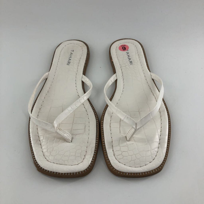 9 Croc square toe sandal