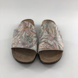 6 Flo print sandal