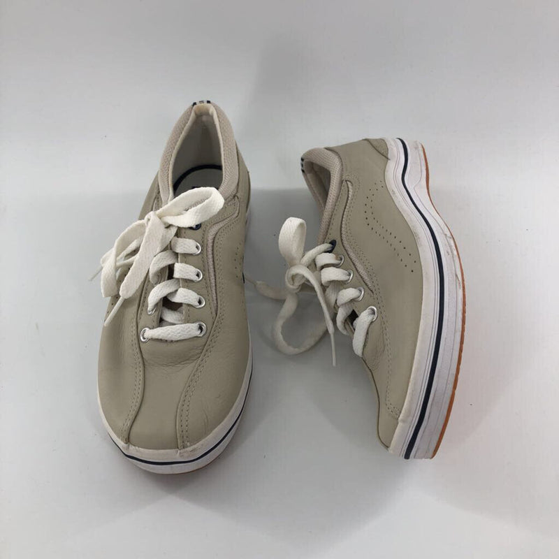 7 Leather sneaker