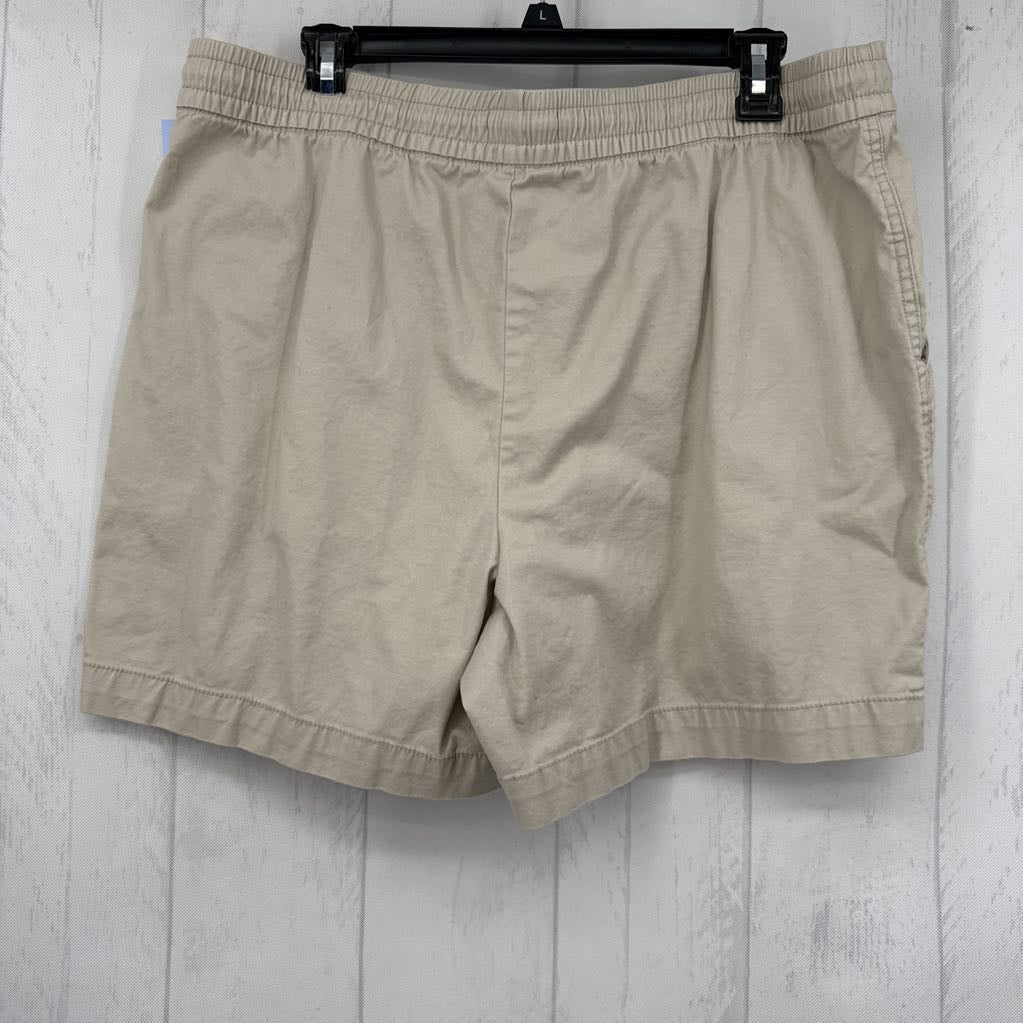 L Pull on twill shorts