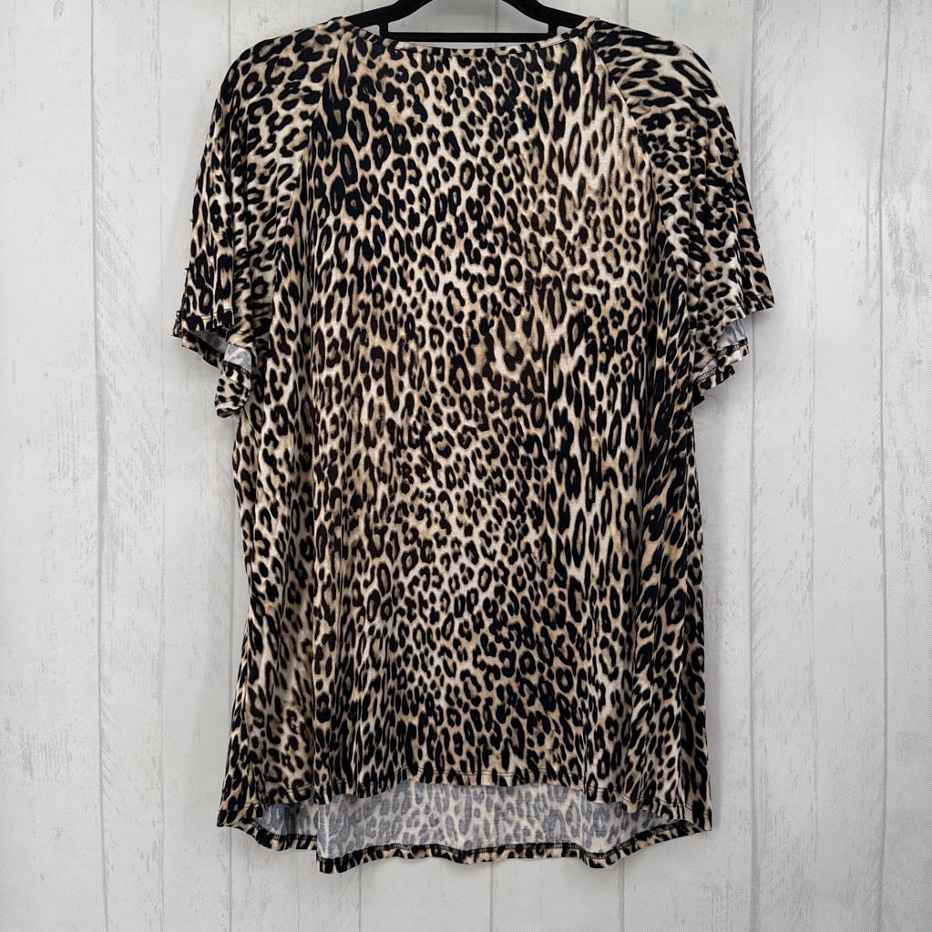 1x s/s animal print top