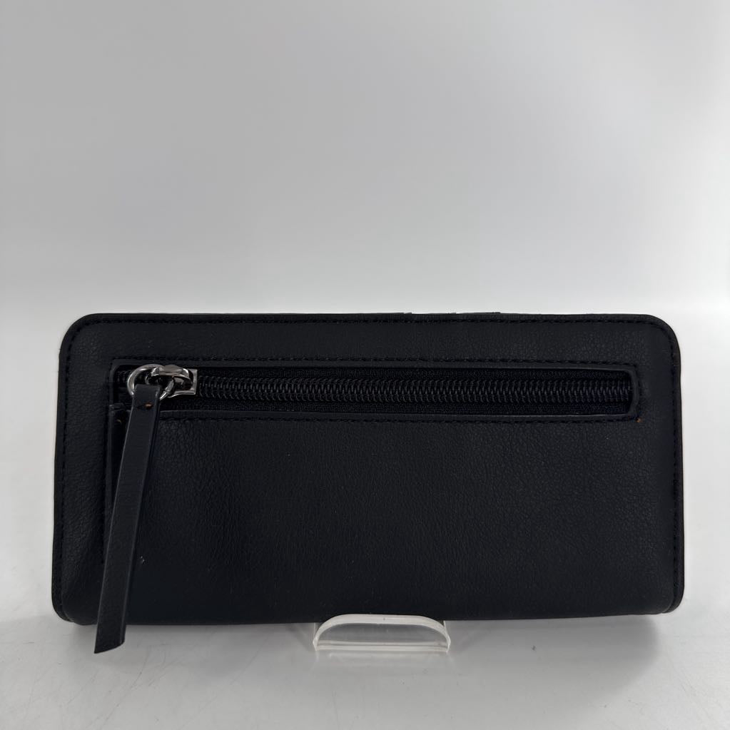 leather bi-fold wallet