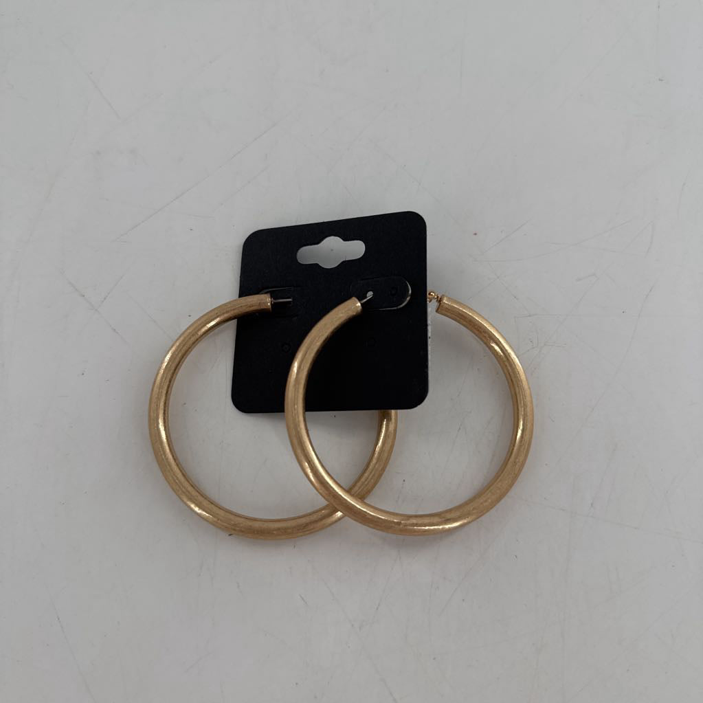 hoop earrings-gold