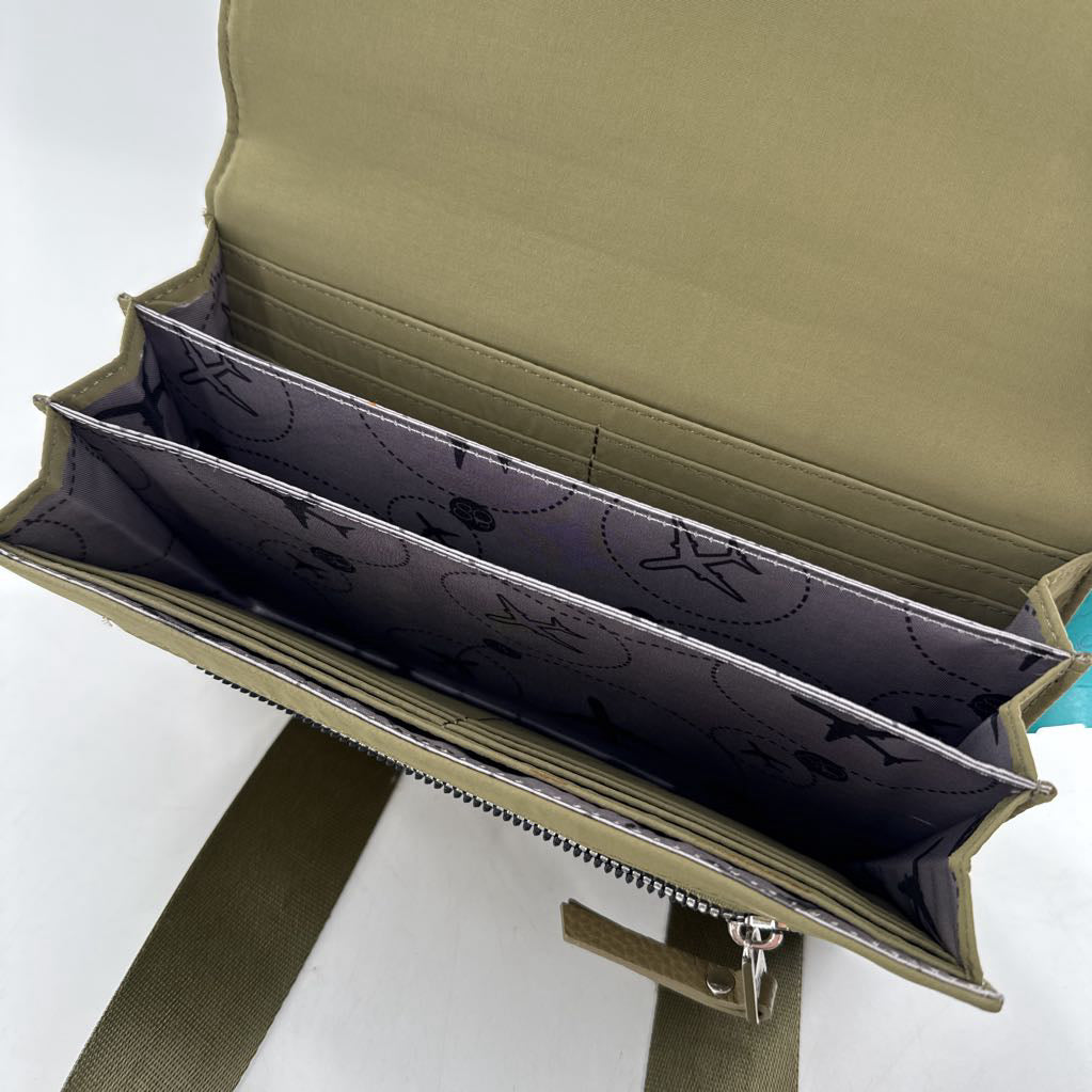 travel organizer crossbody