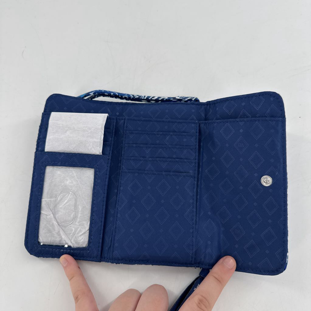 tri-fold quilted wallet/wristlet