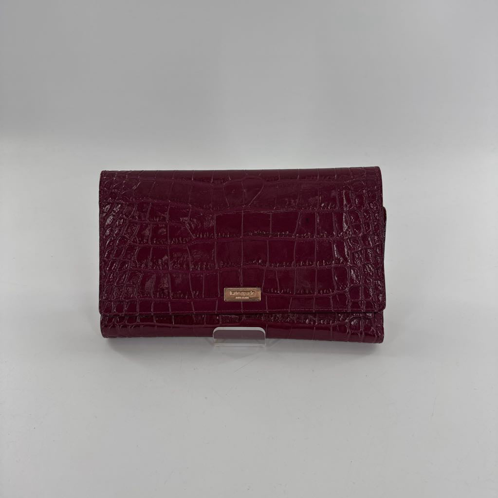 croc embossed tri-fold wallet/clutch