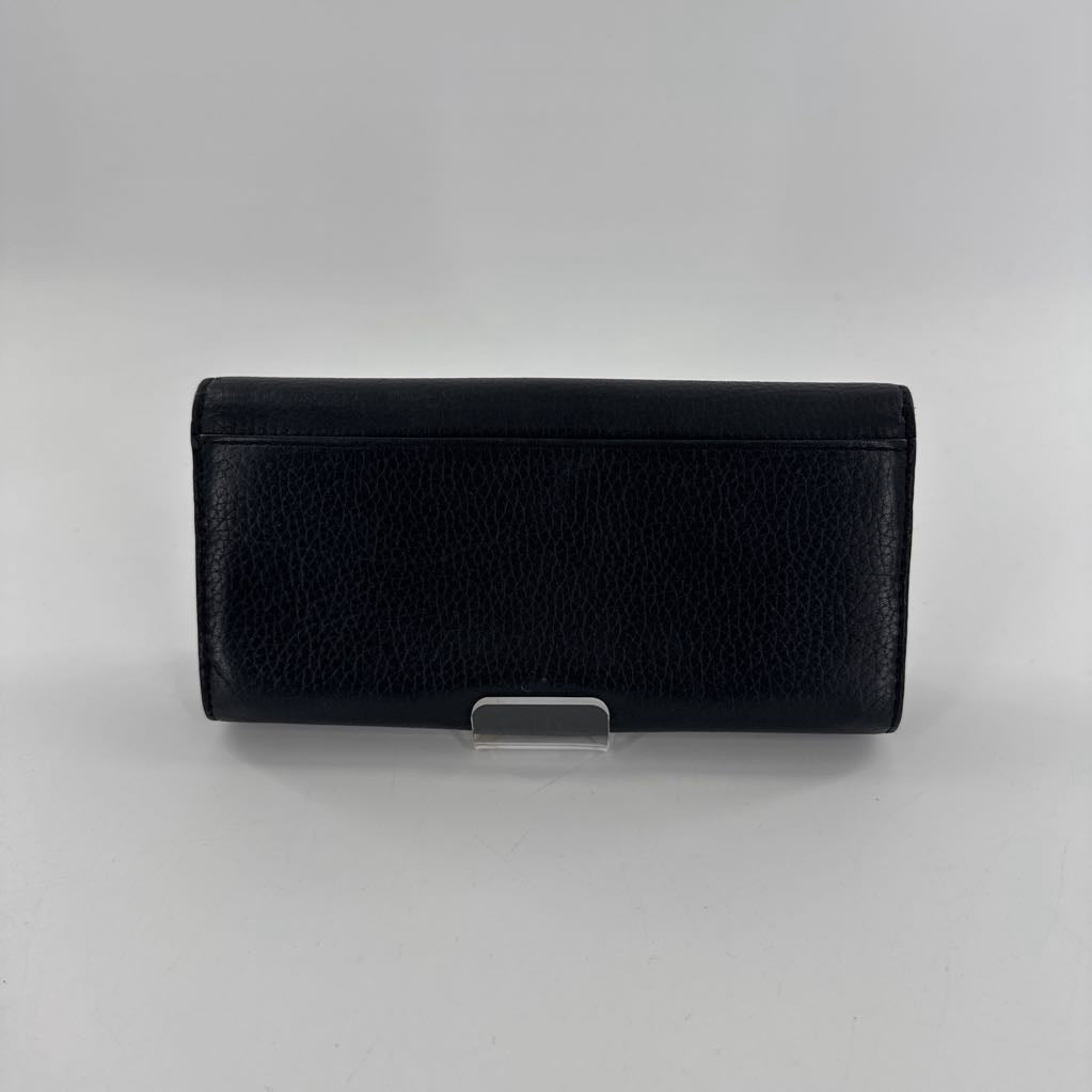tri-fold wallet