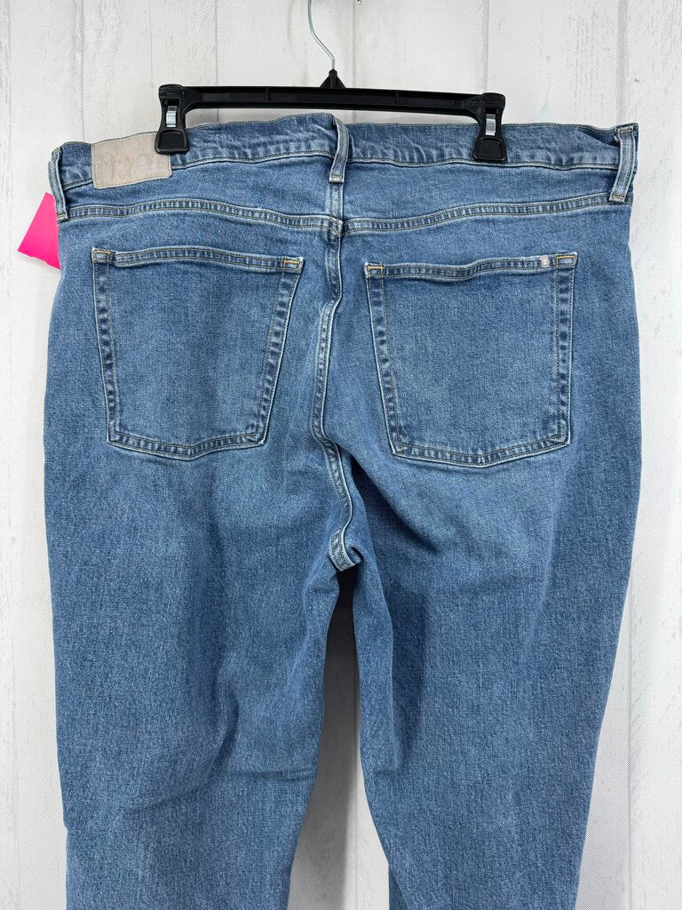 34 straight leg jeans