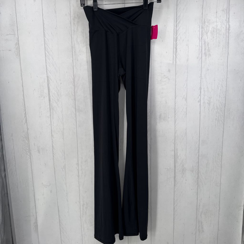 M pull on flare leggings