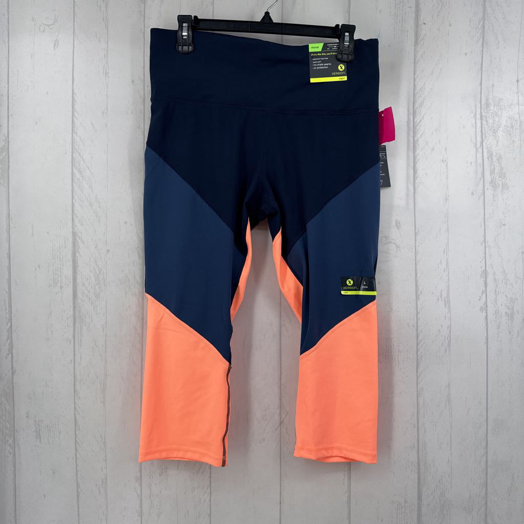 R44 L colorblock capris