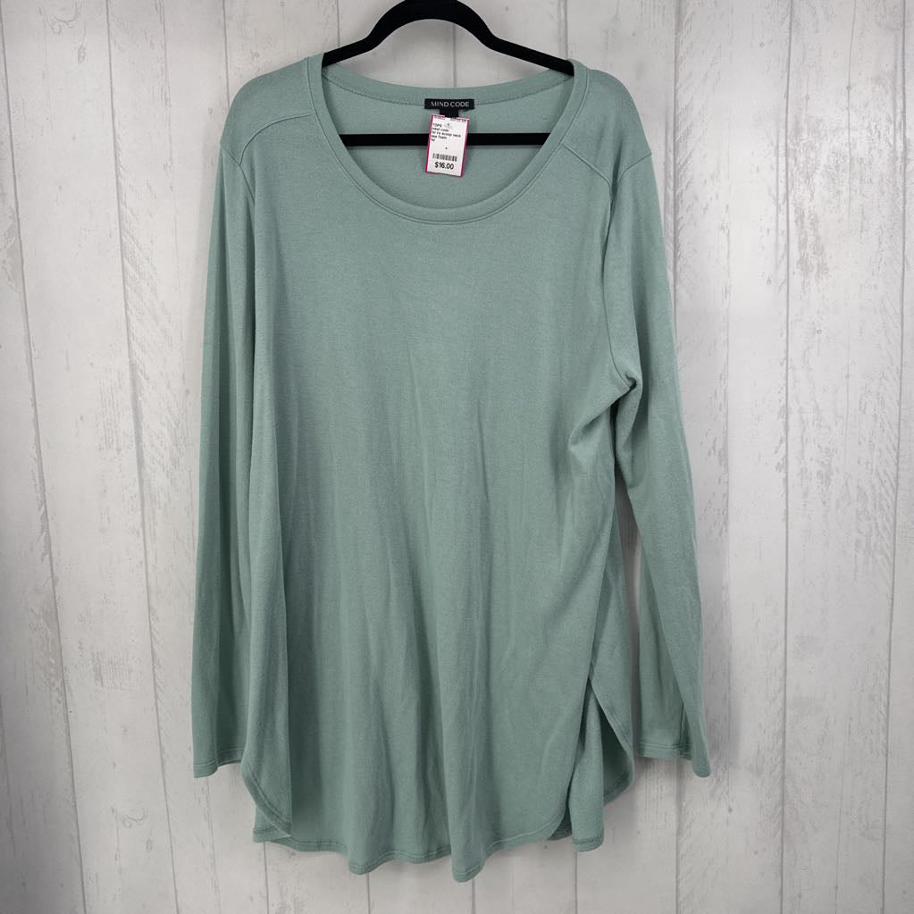 1xl l/s scoop neck top