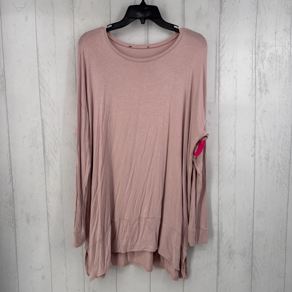 XL l/s scoop neck top