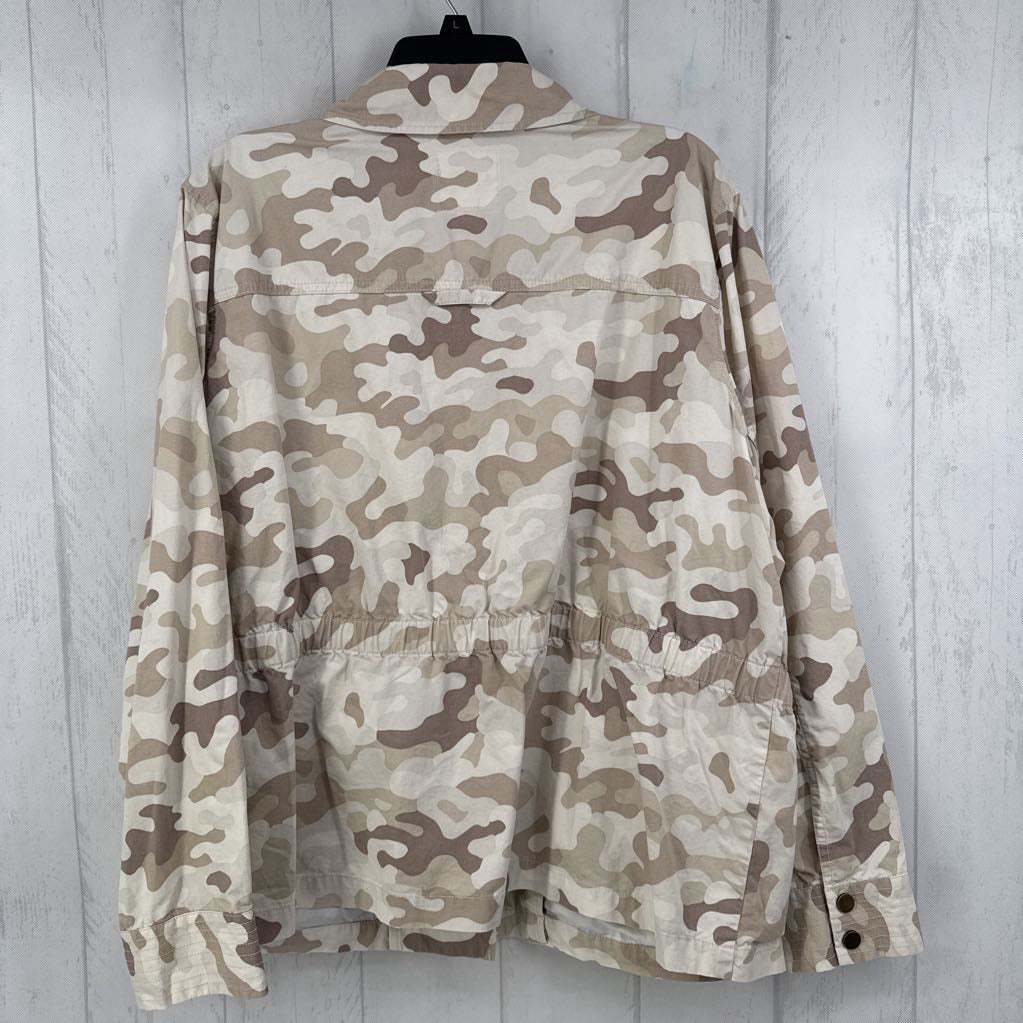 XL camo print twill jacket