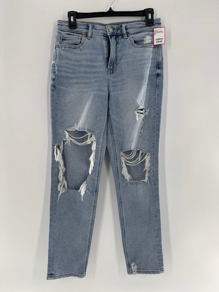 2 distressed jeans