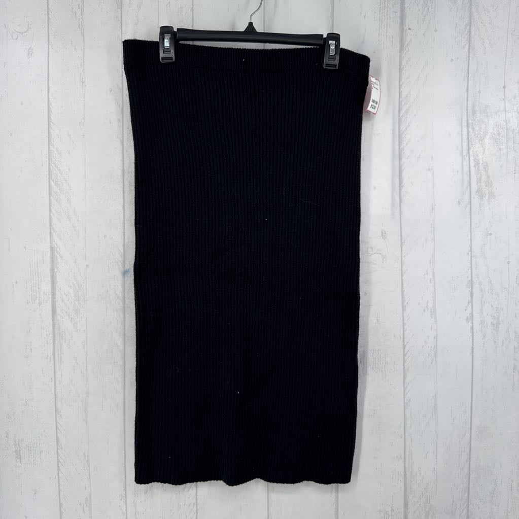 L rib knit pull-on skirt