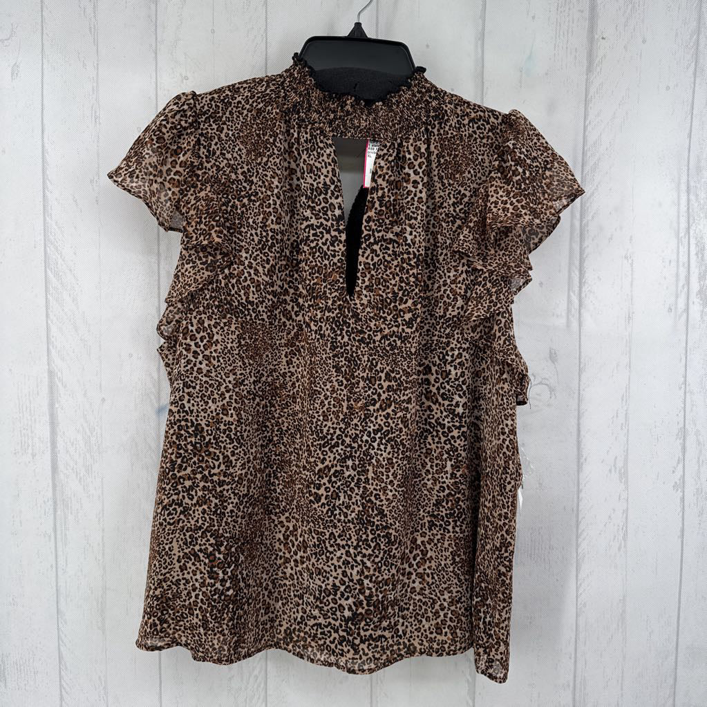 R59 XL notch neck ruffled animal print top
